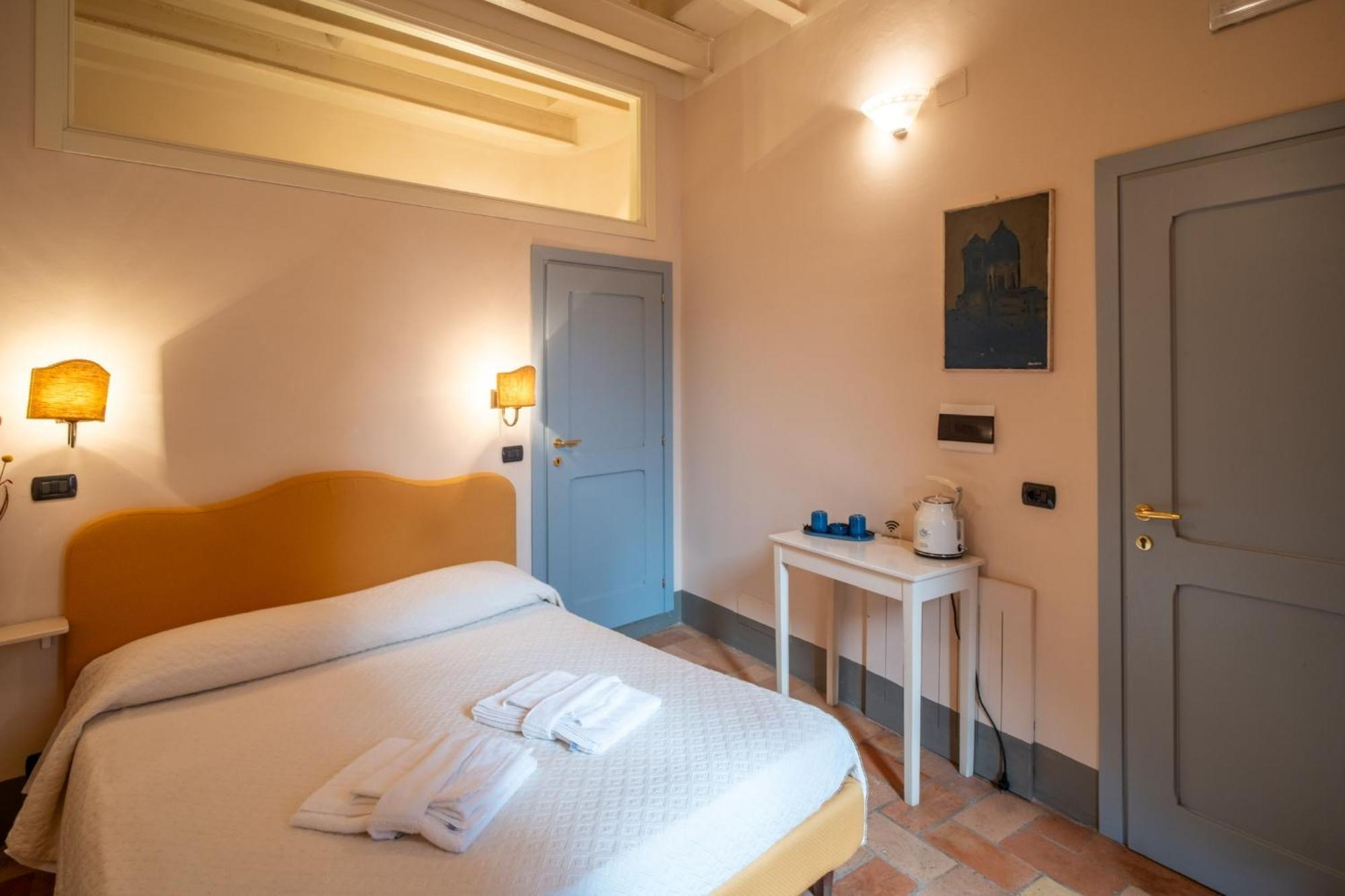 B&B Porta Perugina Беваня Екстериор снимка