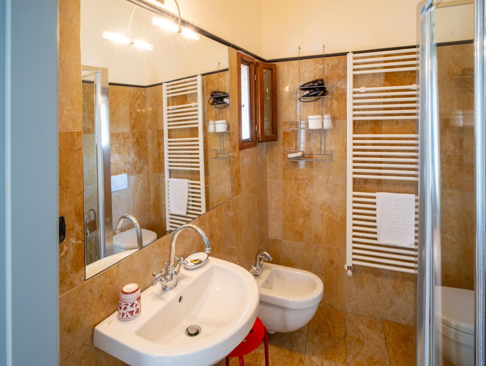 B&B Porta Perugina Беваня Екстериор снимка